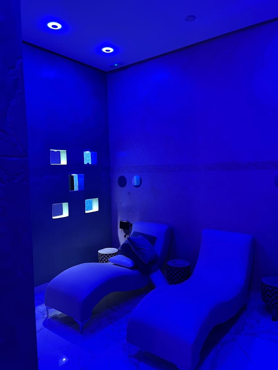 Novel Spa & Barbershop