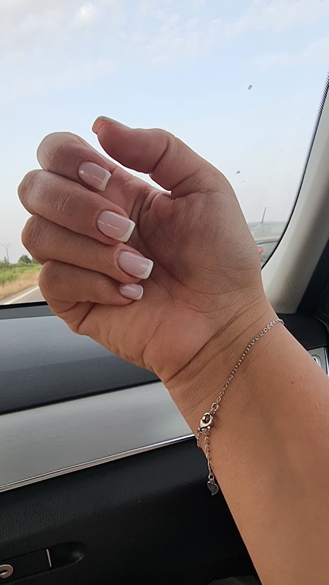Julie Nail