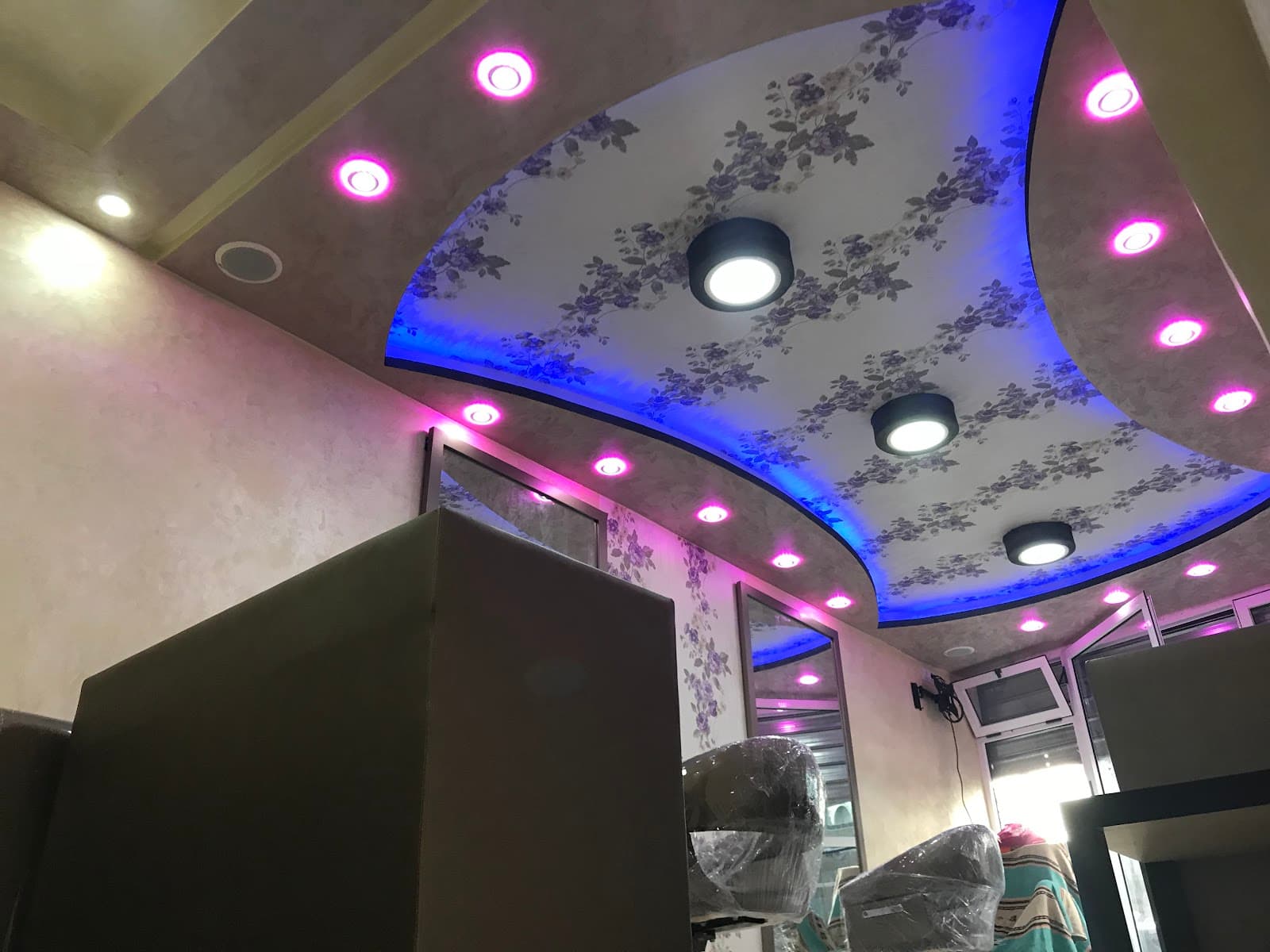 Salon de coiffure pour femmes Houriya