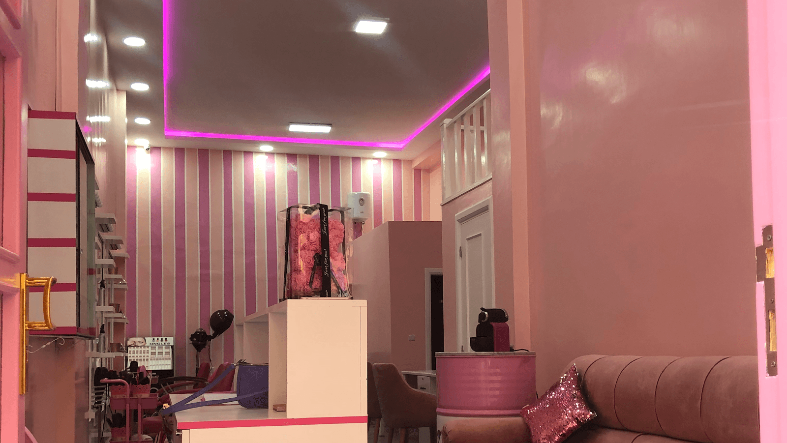 Chiraz Beauty Lounge