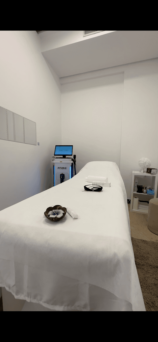 MIRI Clinic By Lina
