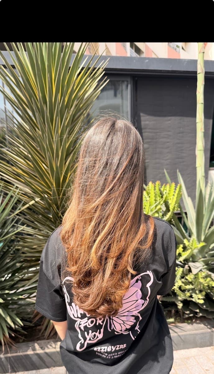 Amine Hair Artist