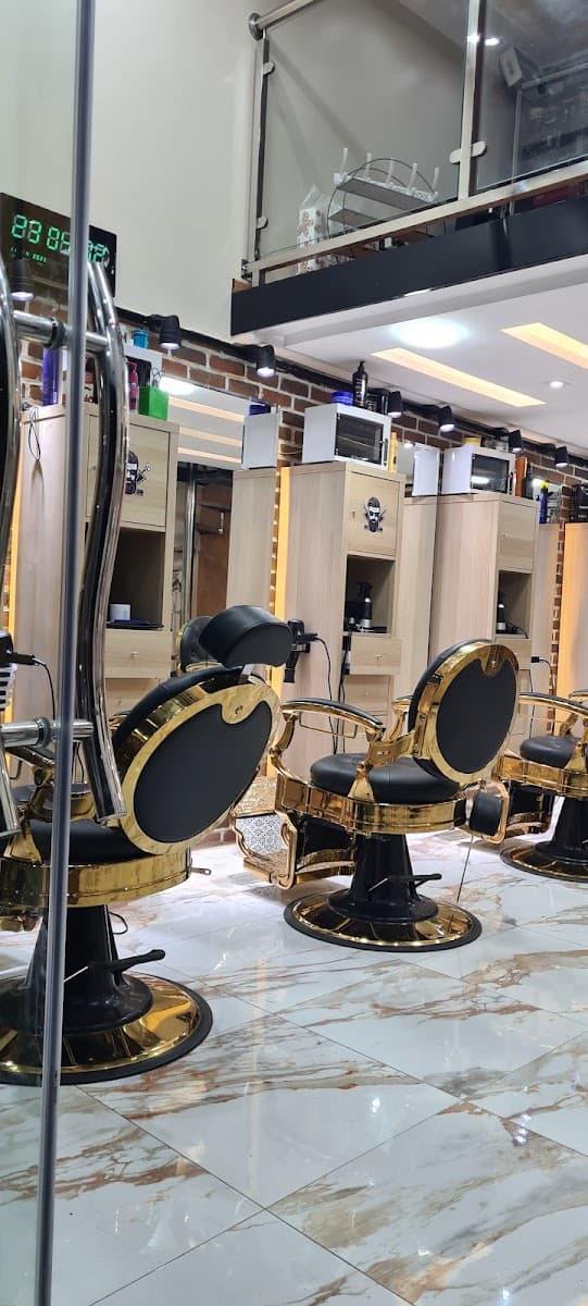 BARBER ANDALOUS