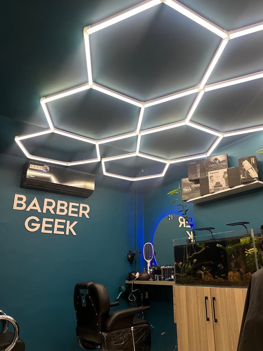 BARBER GEEK