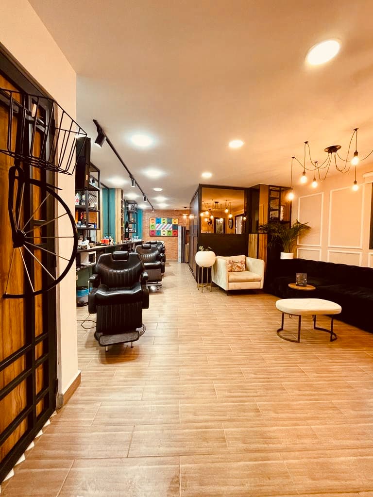 salon de coiffure barber LE MAITRE DES CISEAUX