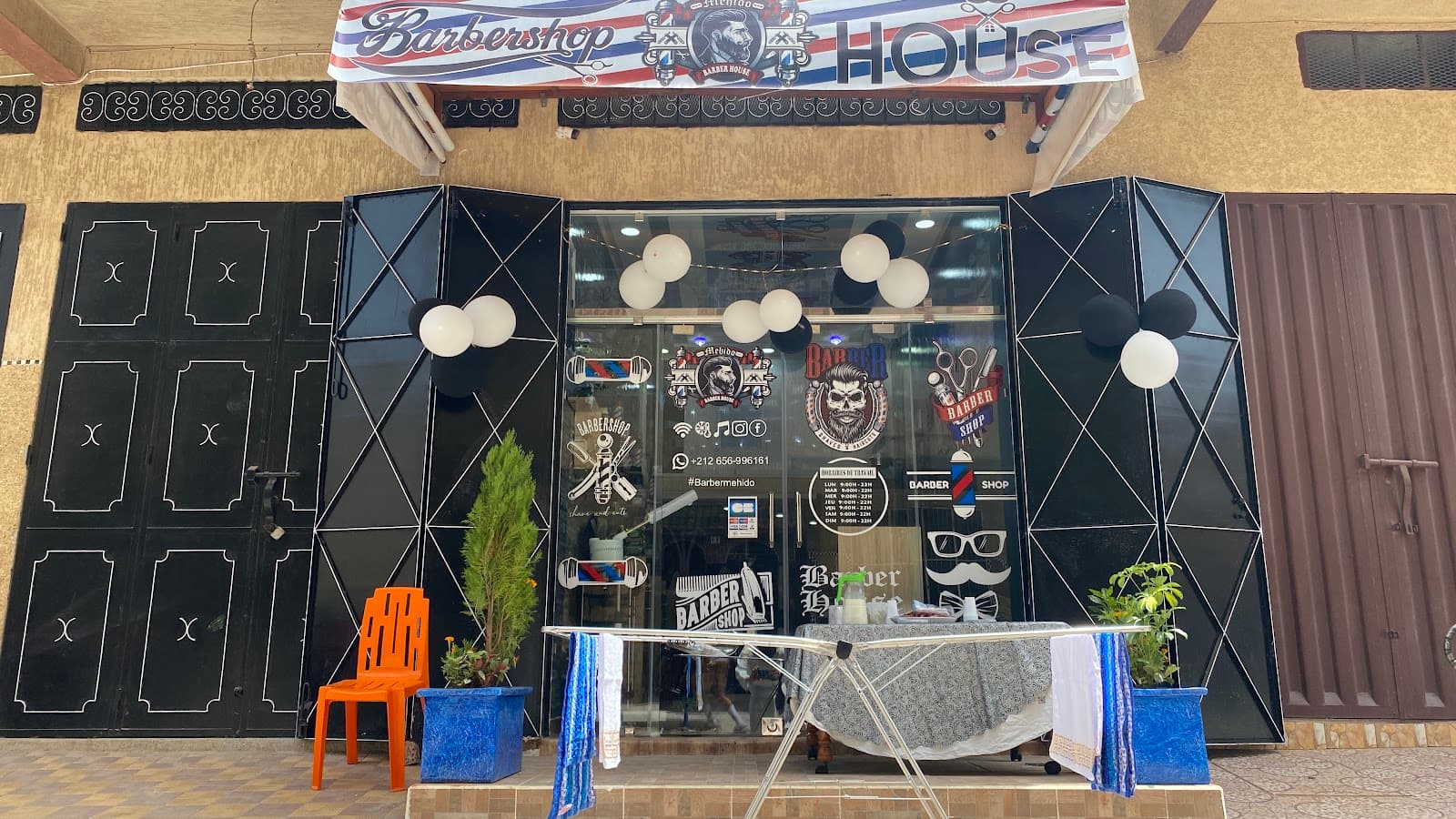 Barber house (M)