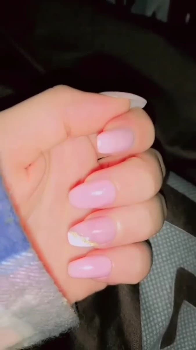 #salon_Adam_'Wa'_hawaae# للحلاقة_والتجميل_للرجال_و_النساء