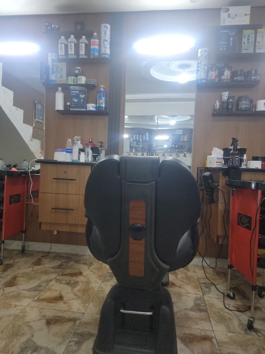 SALON ROMA