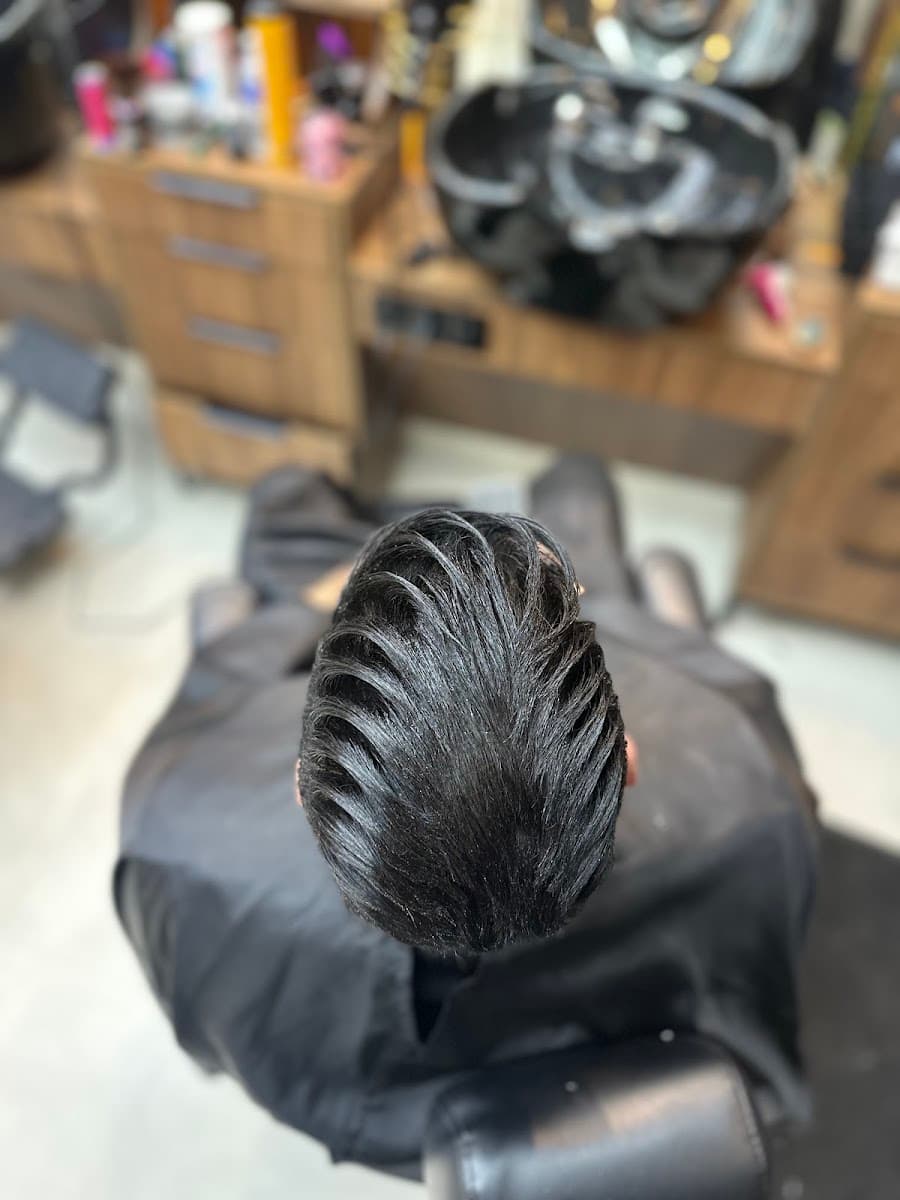 Salon Brooklyn Style
