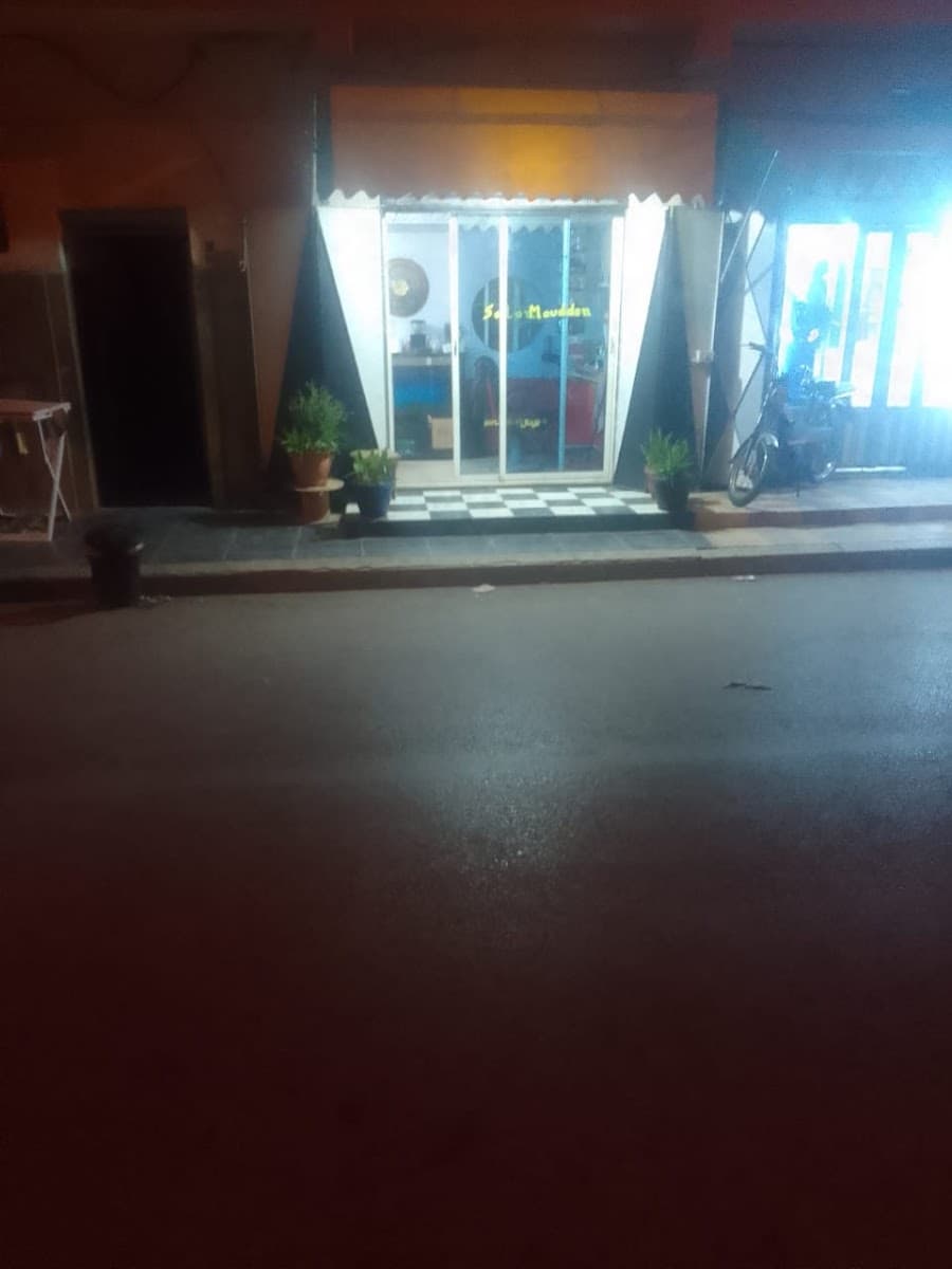 Coiffeur (salon Moudden)