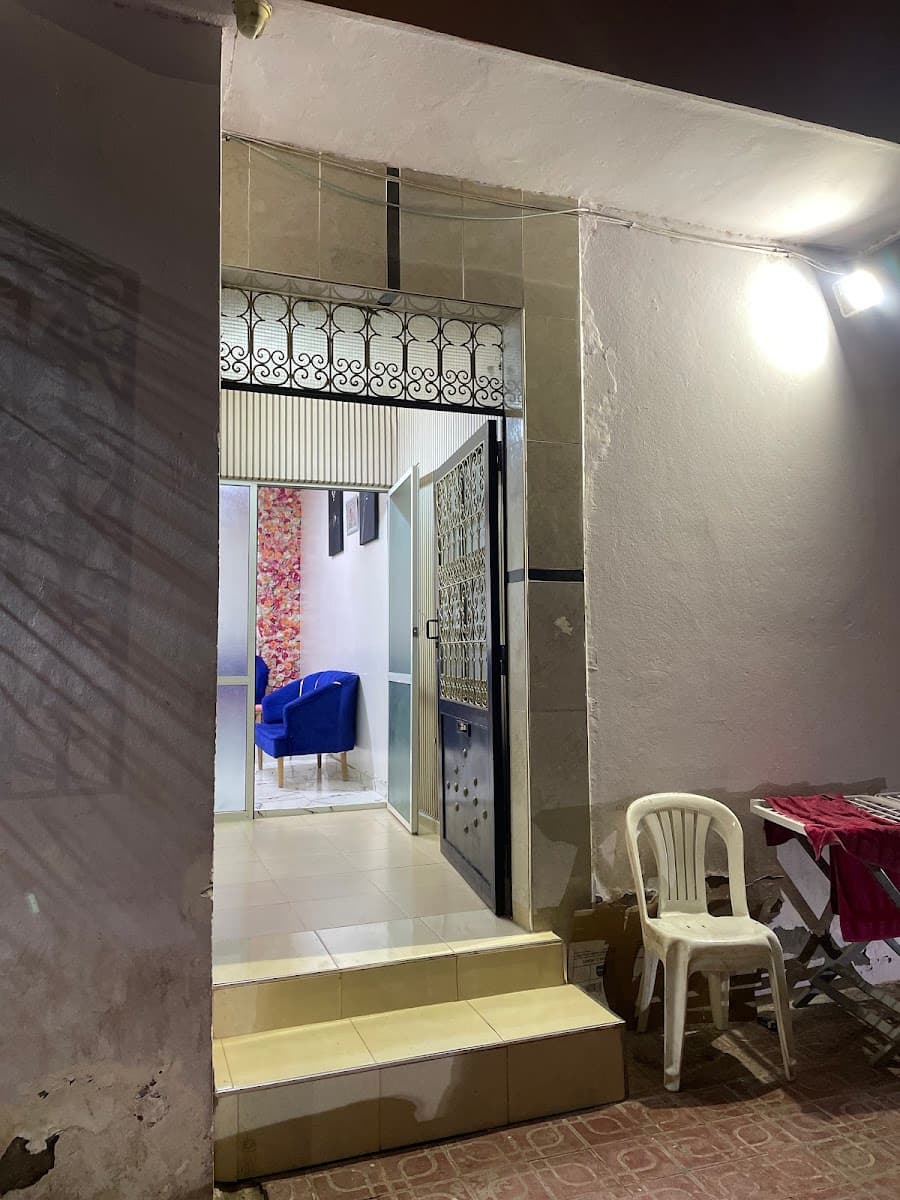 Salon Roni