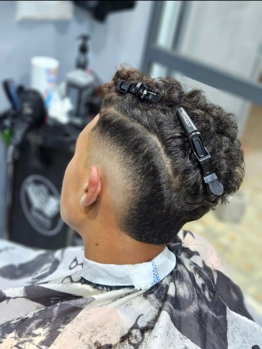 Barberحلاق oussama ifk