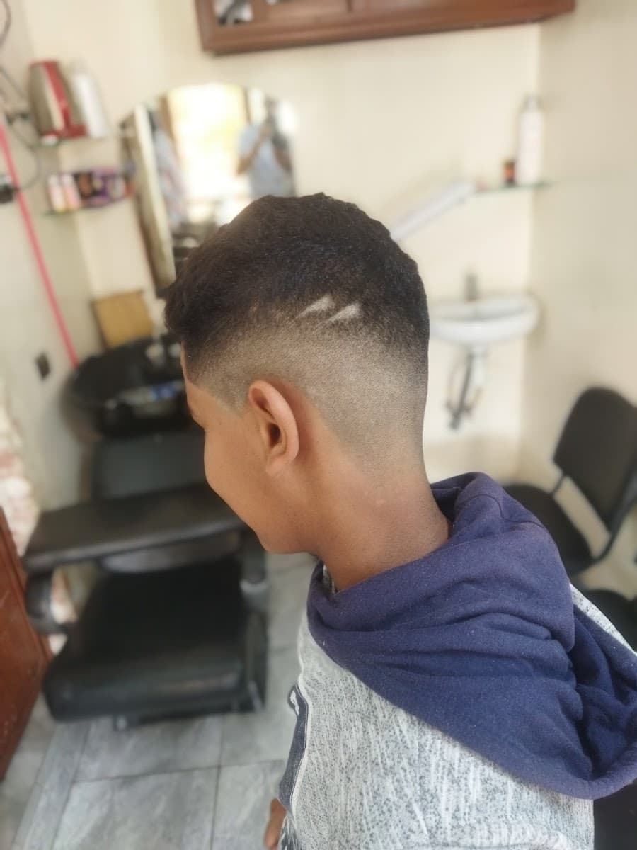 حلاق Salon De Coiffure Résidence Ennakhil