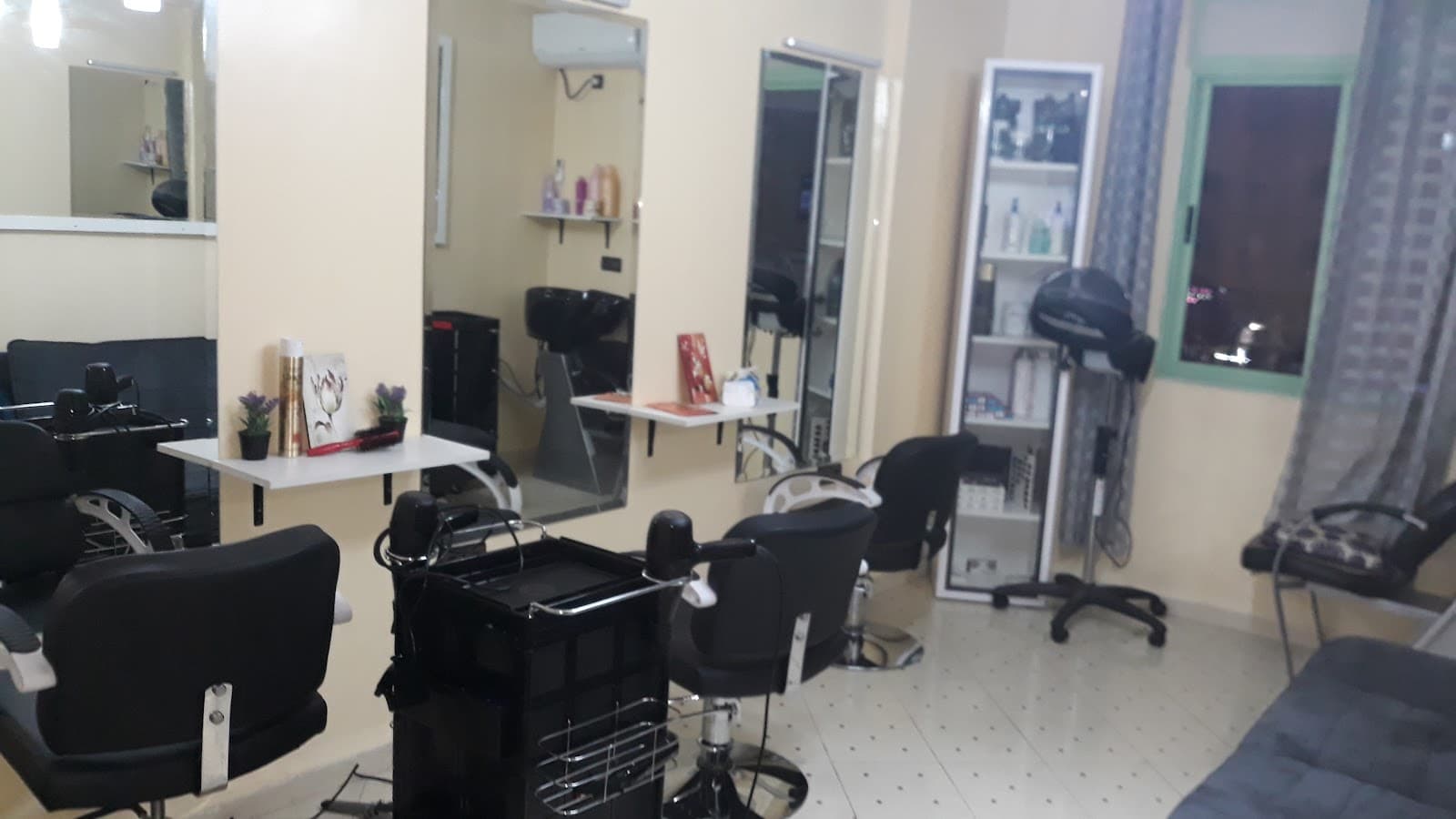 Salon sofia