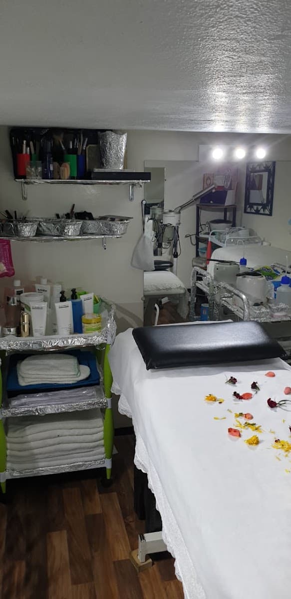 Salon Hassina