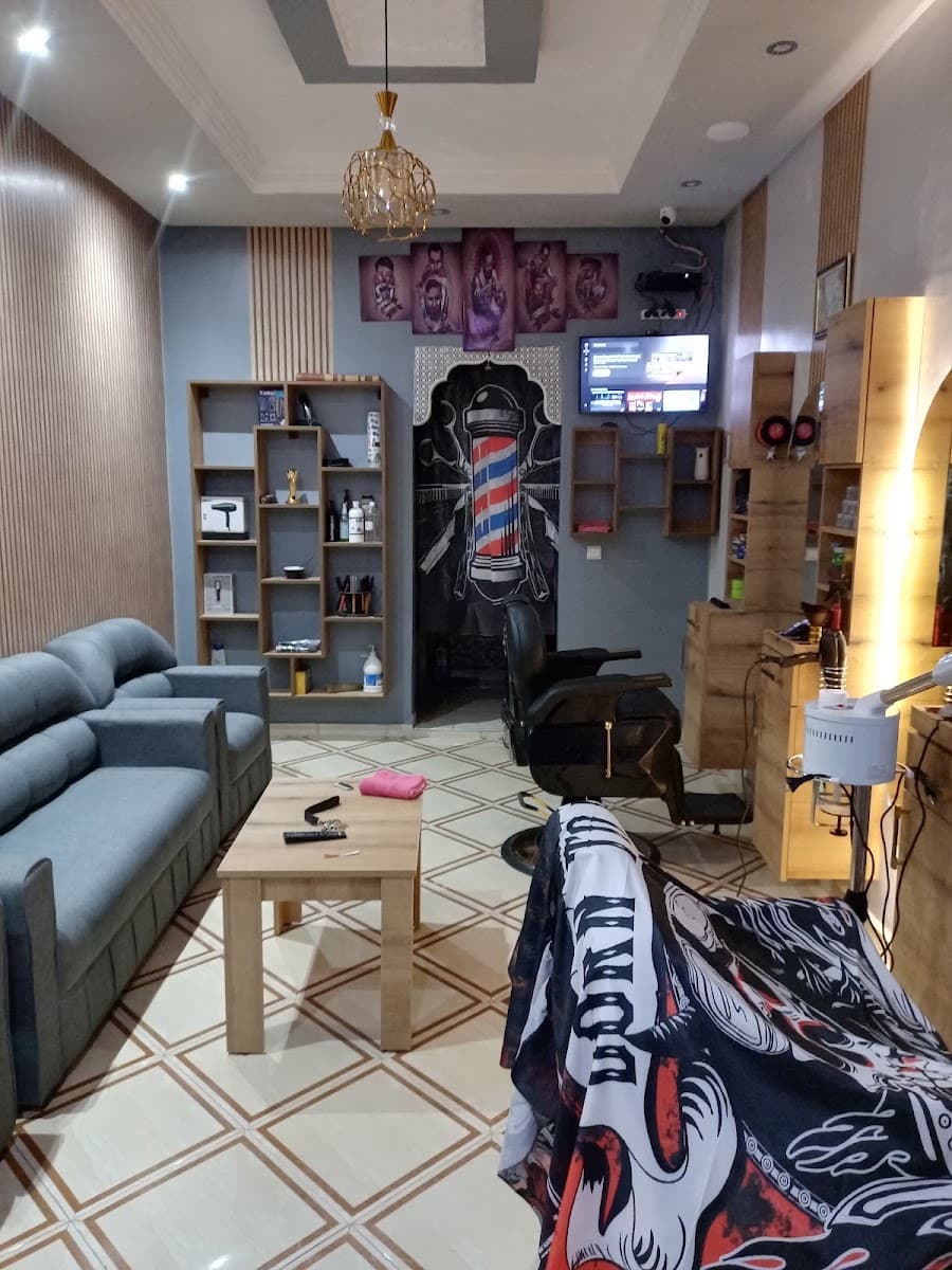 Salon laatabi